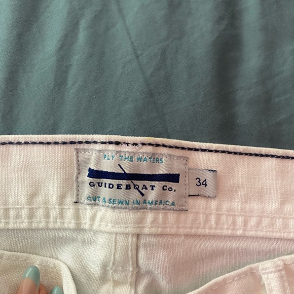 GUIDEBOAT - Picture 2 of 2